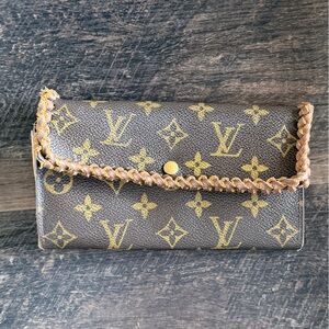 Louis Vuitton Monogram Wallet AUTHENTIC